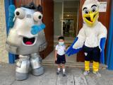 Fotos con Felix y Robot AZ 